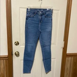 Old Navy Women's Blue Jeans size 6